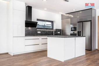 Prodej rodinného domu, 226 m², Jirny, okr. Praha-východ - 3