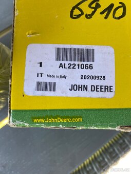 Olejový filtr John Deere - 3