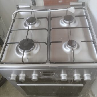 Prodám sporák Bosch - 3