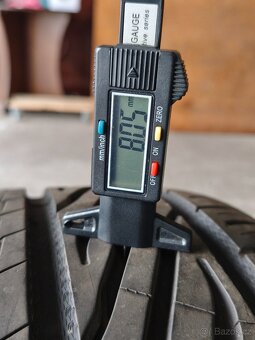 245/35 r18 letní pneumatiky Uniroyal Rain Sport 5 8mm - 3
