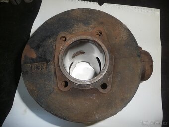 ČZ 175 skutr, Válec - 3
