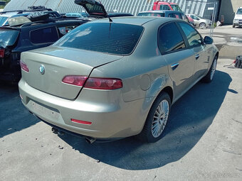 Alfa Romeo 159 2.4 JTD 20V ( 939A3000 ) 147kW r.2006 hnědá n - 3