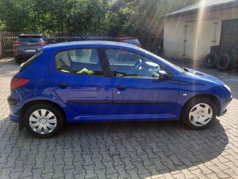 Peugeot 206 1,1i 5-dveřový - 3