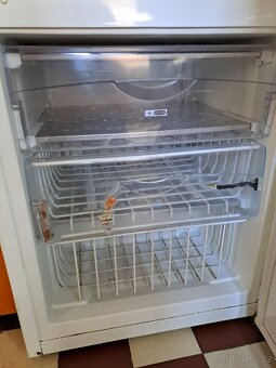 Funkční lednice BEKO - 3