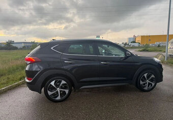 Hyundai Tucson 2.0 CRDI GO 4WD 185K AT - 3