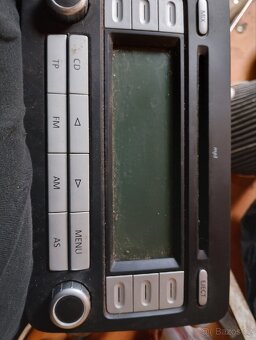 Zbytky Passat b6 - 3