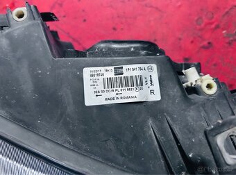 Seat Leon pravé přední světlo XENON - 3
