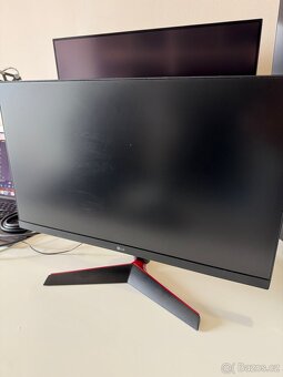 Herní monitor LG UltraGear 24, 144Hz - 3