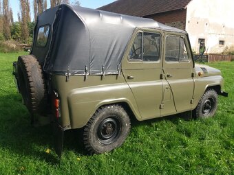 UAZ 469 - 3