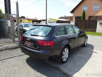 Audi A4 2,0 TDI 4x4 NAVI 1.MAJITEL - 3