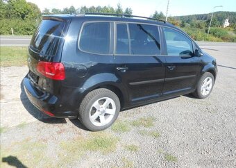 Volkswagen Touran 1,6 TDI 77 kW Historie 7 Míst nafta - 3