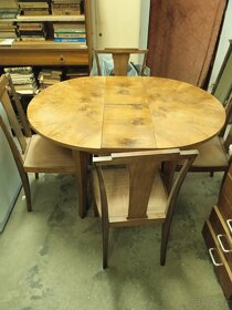 Rozkládací stůl a 4ks židle,starodávné, cena za vše - 3