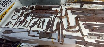 Staré kování  panty.... - 3