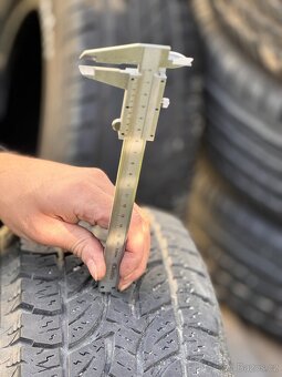 pneu 4 kus. bridgestone dueler a/t 205/70 r15 - 3