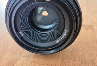 objektiv SONY FE 50 mm f/1,8 (E-mount) - 3