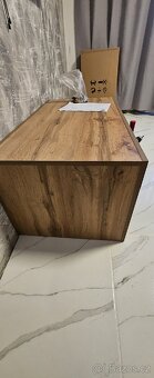 Konferenční stolek - 3