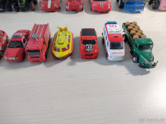 Různá autíčka - 3