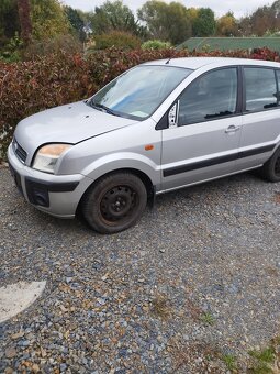 Ford fusion 1.6 TDCi díly - 3