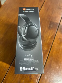 JBL Tour One M2 sluchatka nove nerozbalene - 3