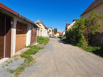 Garáž k pronájmu Kladno Šulcova/ Skalní 19m2 - 3