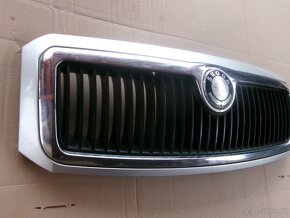 fabia 1 maska kapoty stříbrná metalíza 9102 - 3