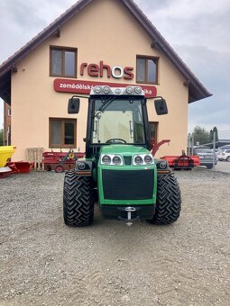 TRAKTOR FERRARI COBRAM 60 RS - OTOČNÉ PRACOVIŠTĚ - 3