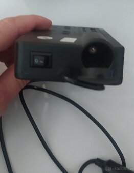 Měnič napětí 12W/230W - 3