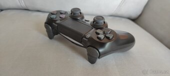 PS4 Dualshock 4 V2 ovaldač - 3
