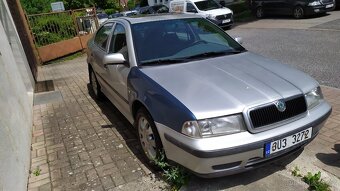 Škoda Octavia 1,6 (74kW) benzin - 3