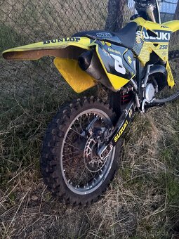 Suzuki rm 250 náhradní díly - 3