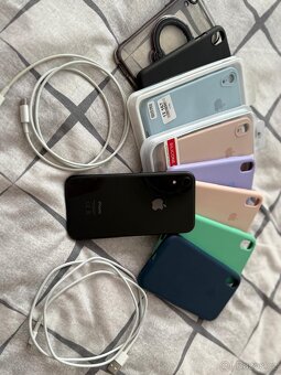 iPhone XR - 3