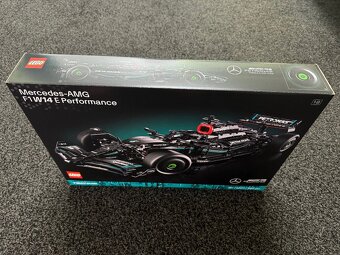 LEGO® Technic 42171 Mercedes-AMG F1 W14 E Performance - 3