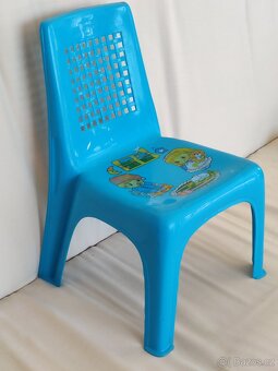 Židlička dětská plastová 150,- Kč - 3