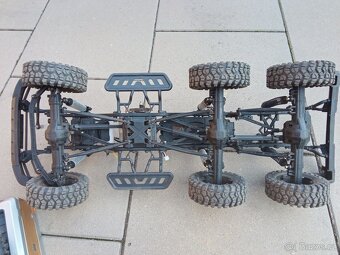 RC model Mercedes - 3