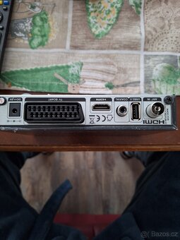 satelitní přijímač Tesla - 3