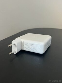 Apple 96w USB-C Power adapter pro EU - 3