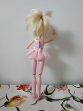 Panenka Moxie balerína
(Moxie Girlz Ballerina Star Doll)

 - 3