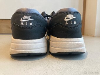 Chlapecké kecky Nike vel 35 - 3
