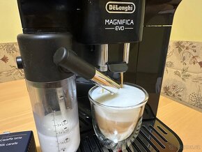 Delonghi automat kavovar Magnifica Evo ECAM 290.51.B - 3