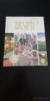 Když jídlo spojuje, kuchařka - 3
