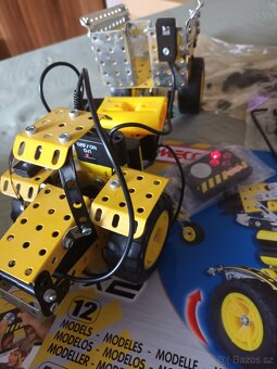 Stavebnice meccano - 3