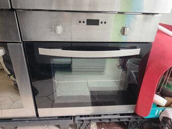 Vestavná trouba Whirlpool AKP 241, horkovzduch - 3