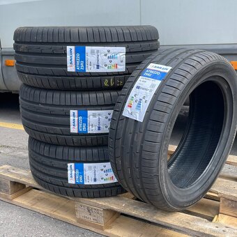 NOVÉ Letní pneu 235/45 R17 97Y XL Sailun - 3