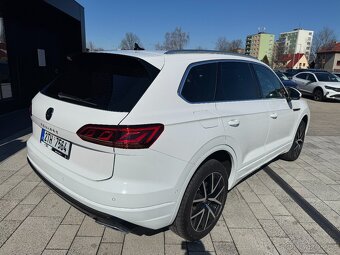 VW Touareg III R-line 3,0TDI 210kW Tiptronic 4M MATRIX - 3