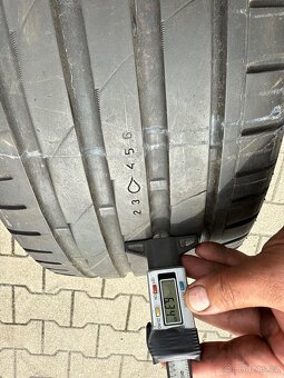 1 ks pneu 235/45R 17 ZR Nokian Zg2 - 3