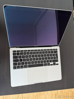 Prodám MacBook Air M1, 256 GB, 8GB RAM - 3