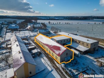 Prodei komerční nemovitosti v obci Zvěstovice. - 3