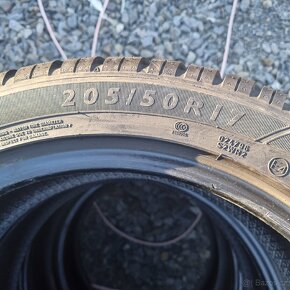 Dunlop 205/50/17 zimní 4ks 7mm - 3