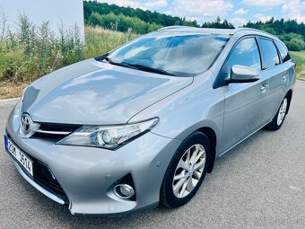 Auris kombi 1.6 97kW - 3