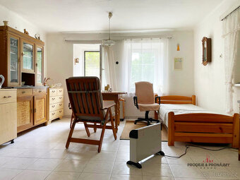 Prodej rodinného domu 165 m², pozemek 1183 m² Makov - 3